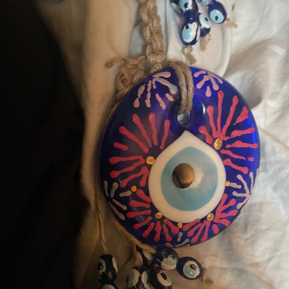 Evil eye - Picture 2 of 5